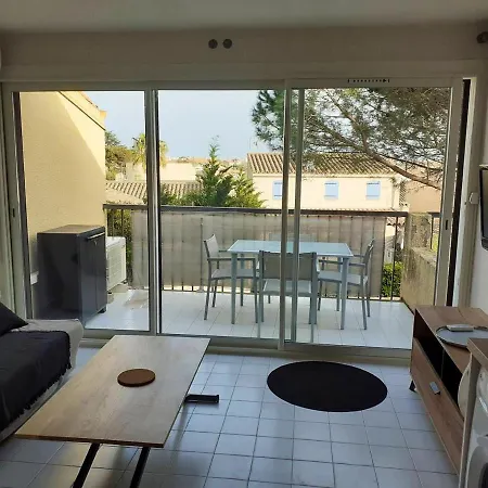 D'une Avec Piscine Partagee Et Terrasse Amenagee A A 2 Km De La Apartmán *